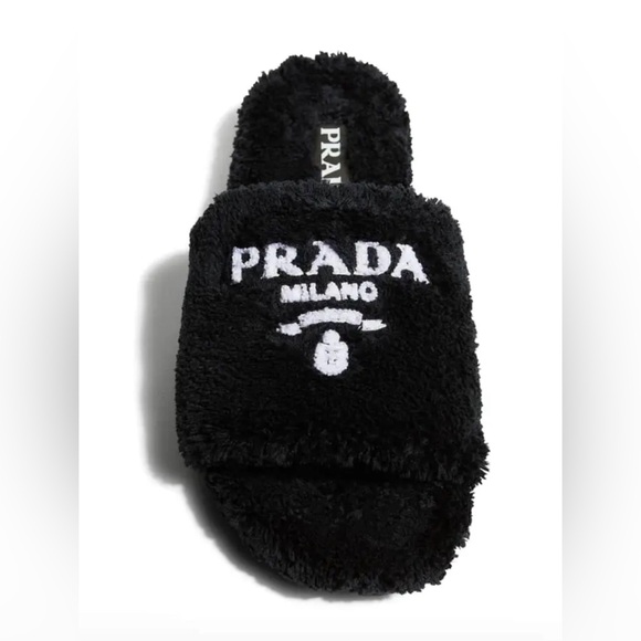 SOLD - BRAND NEW PRADA LOGO SLIPPERS SOLD OUT STYLE - Size 37 Black - Picture 5 of 8